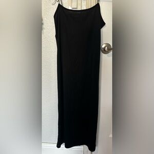 Black Sleeveless Dress